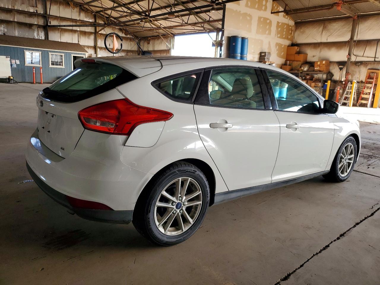 2018 FORD FOCUS SE photo 7