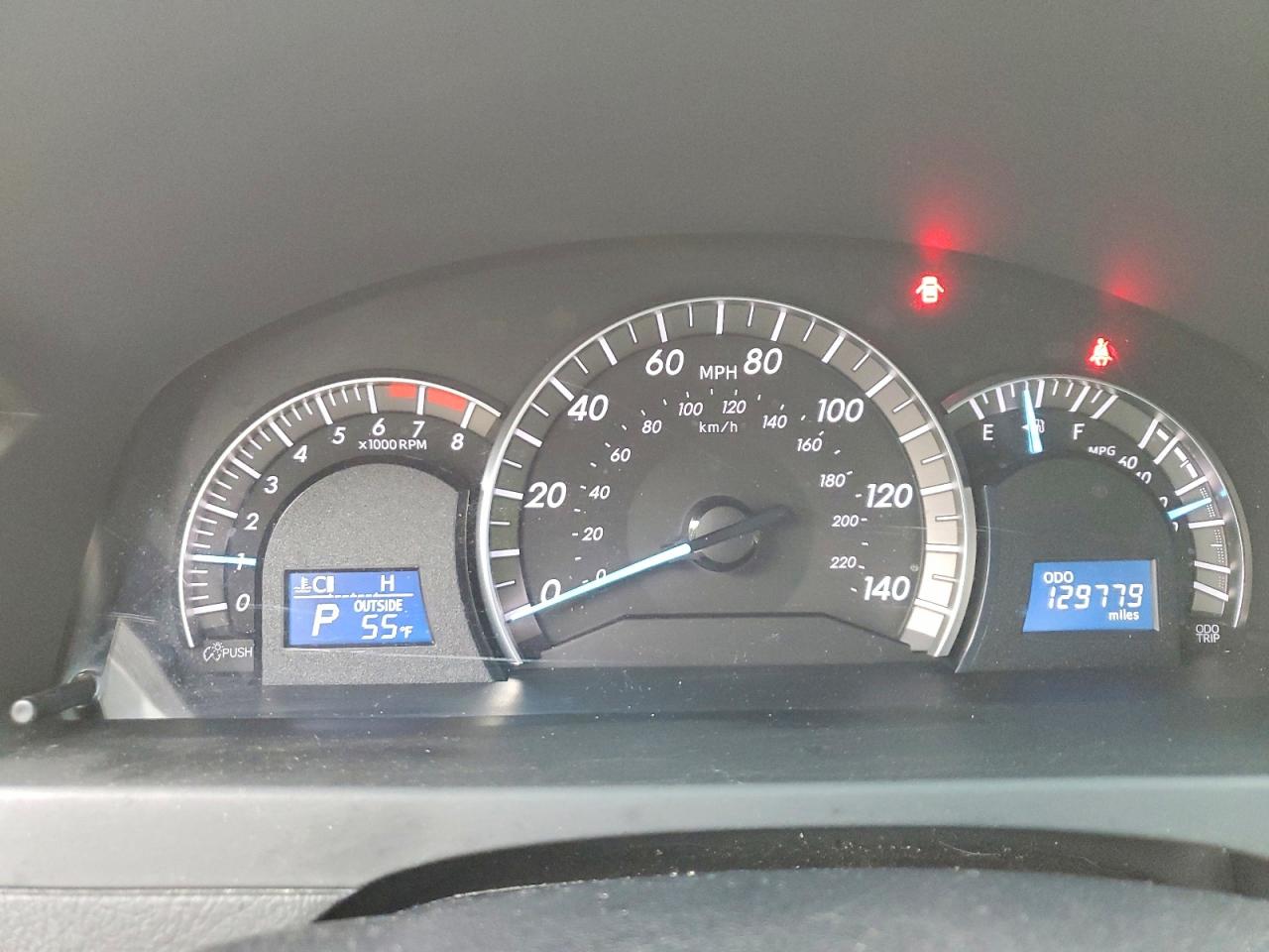 2012 TOYOTA CAMRY SE photo 9