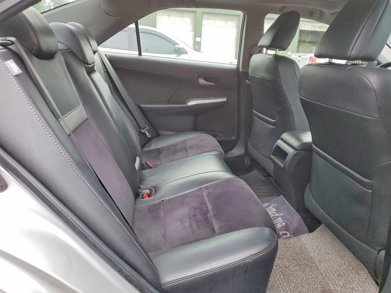 2012 TOYOTA CAMRY SE photo 10