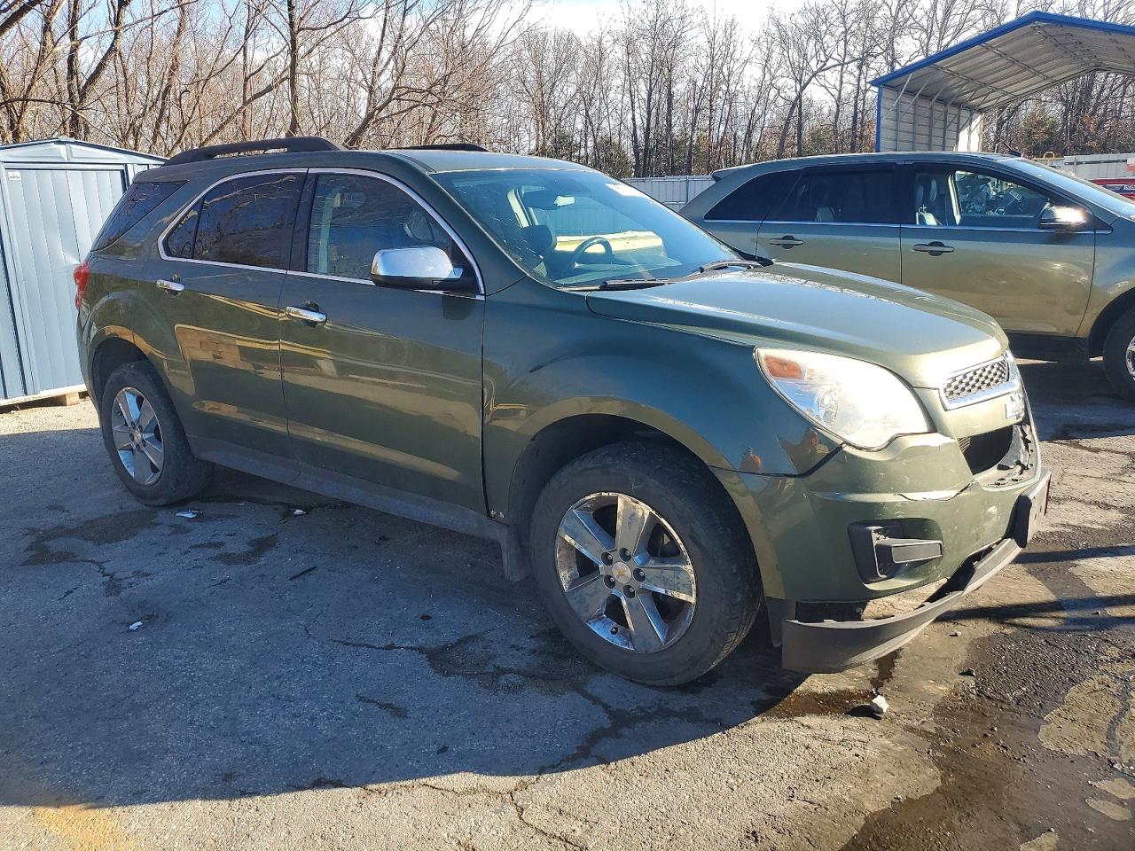 2015 CHEVROLET EQUINOX LT photo 4