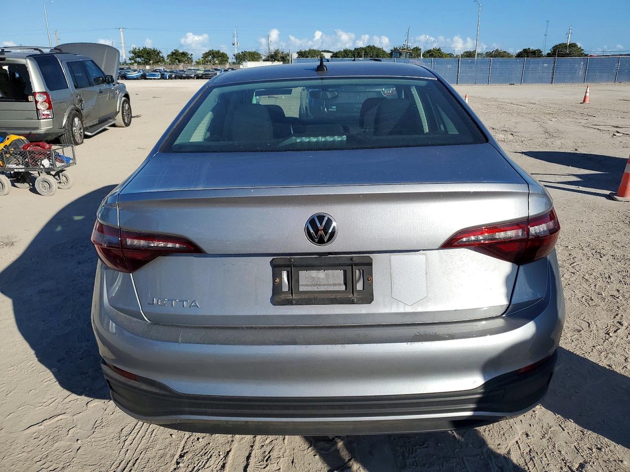 2023 VOLKSWAGEN JETTA S photo 6