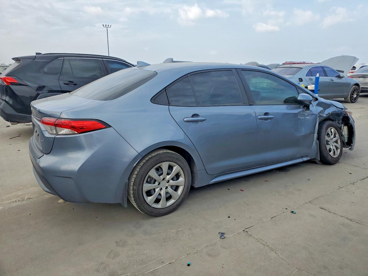 2020 TOYOTA COROLLA LE photo 5
