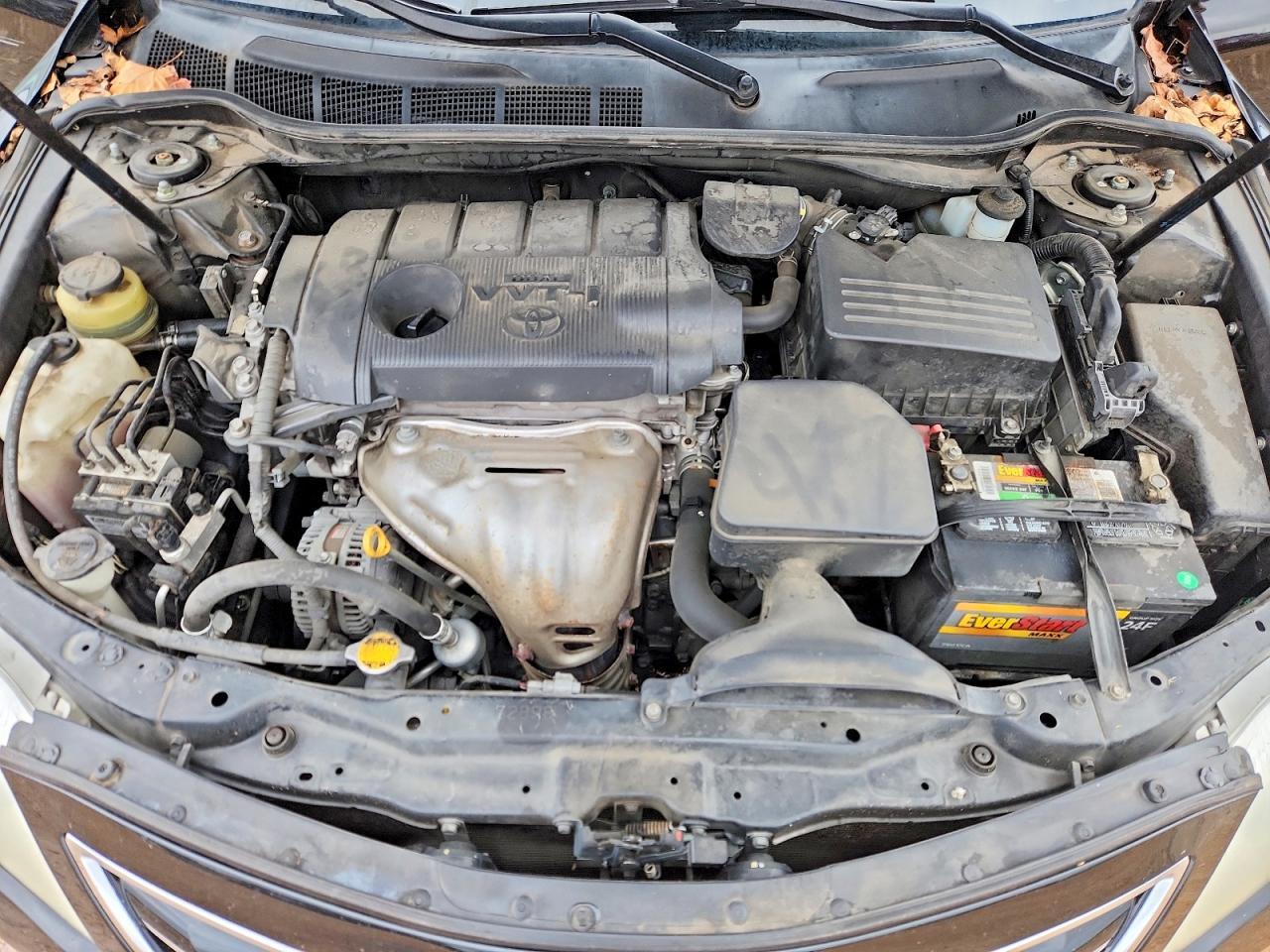 2011 TOYOTA CAMRY BASE photo 11