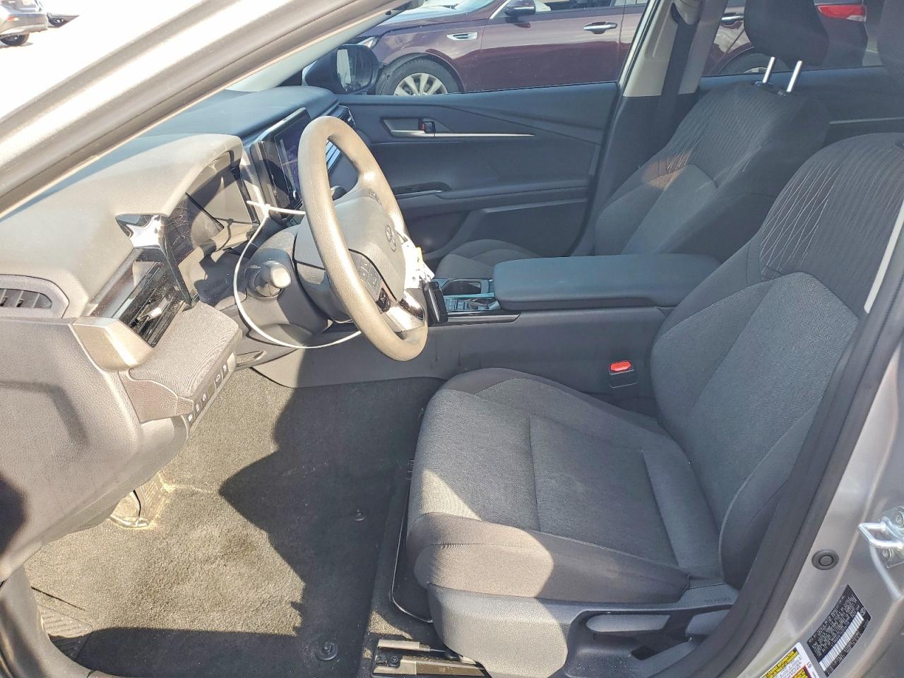 2025 TOYOTA CAMRY XSE photo 7