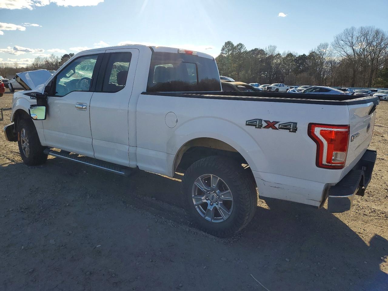 2015 FORD F150 SUPER CAB photo 2