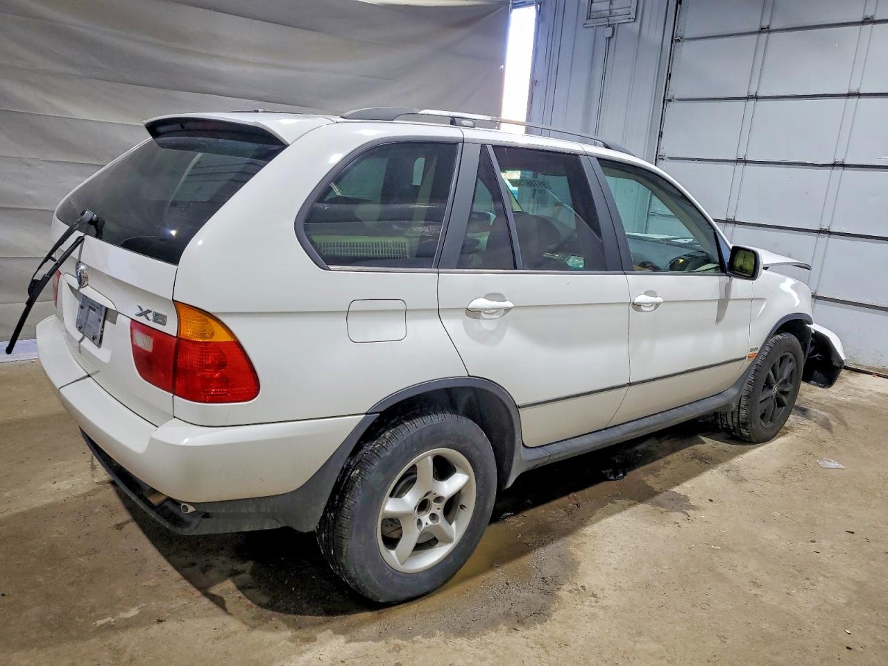 2002 BMW X5 3.0I photo 9