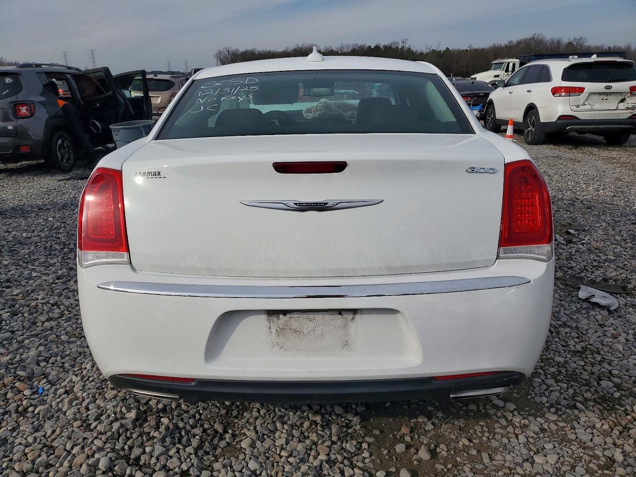 2020 CHRYSLER 300 LIMITED photo 6
