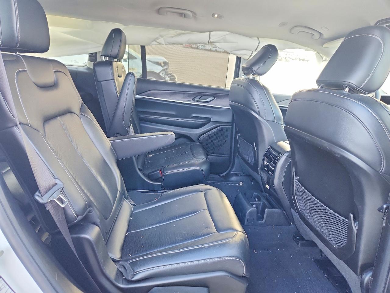 2023 JEEP GRAND CHEROKEE L LIMITED photo 11