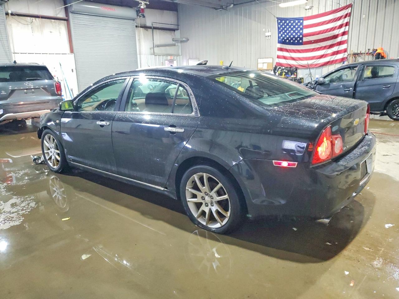 2008 CHEVROLET MALIBU LTZ photo 2