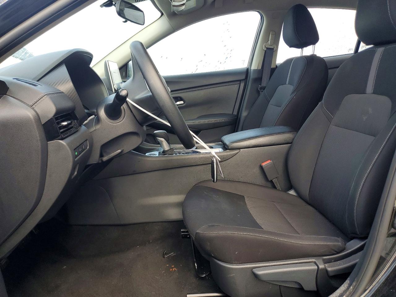 2025 NISSAN SENTRA SV photo 7