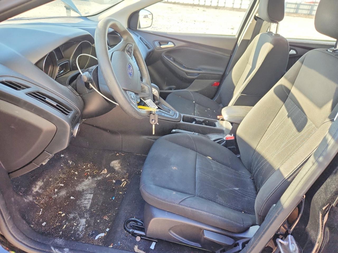 2018 FORD FOCUS SE photo 7