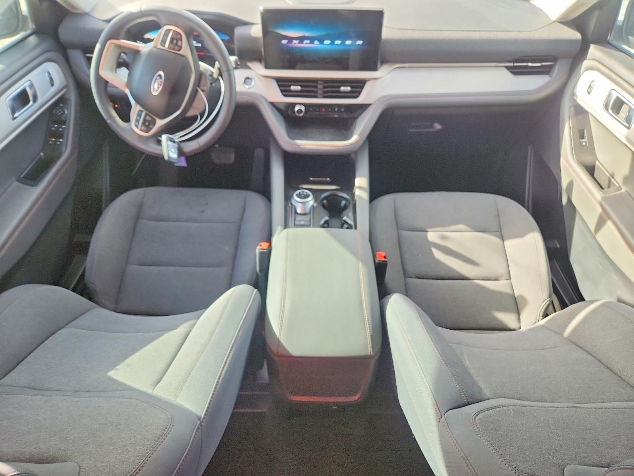 2025 FORD EXPLORER ACTIVE photo 8