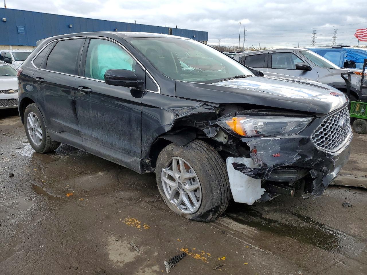 2024 FORD EDGE SEL photo 4
