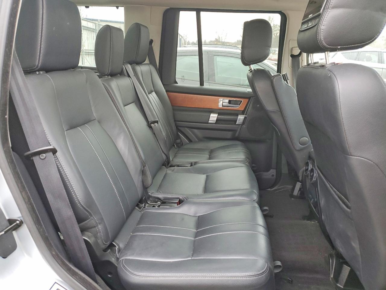 2015 LAND ROVER LR4 HSE photo 11