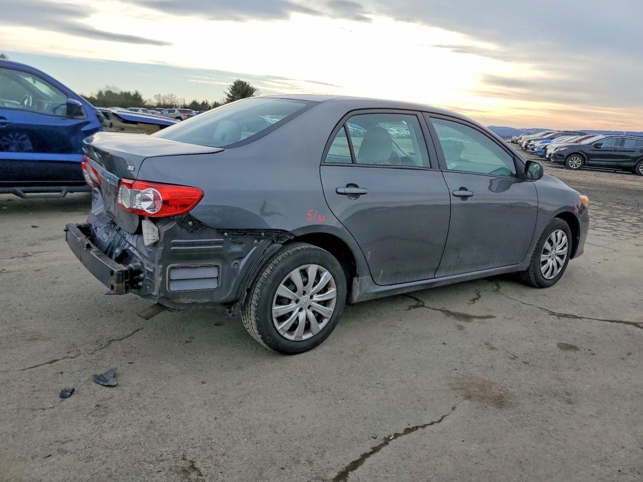 2012 TOYOTA COROLLA BASE photo 3