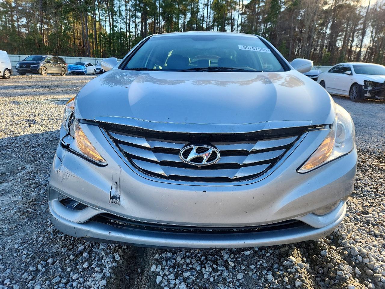 2012 HYUNDAI SONATA SE photo 5
