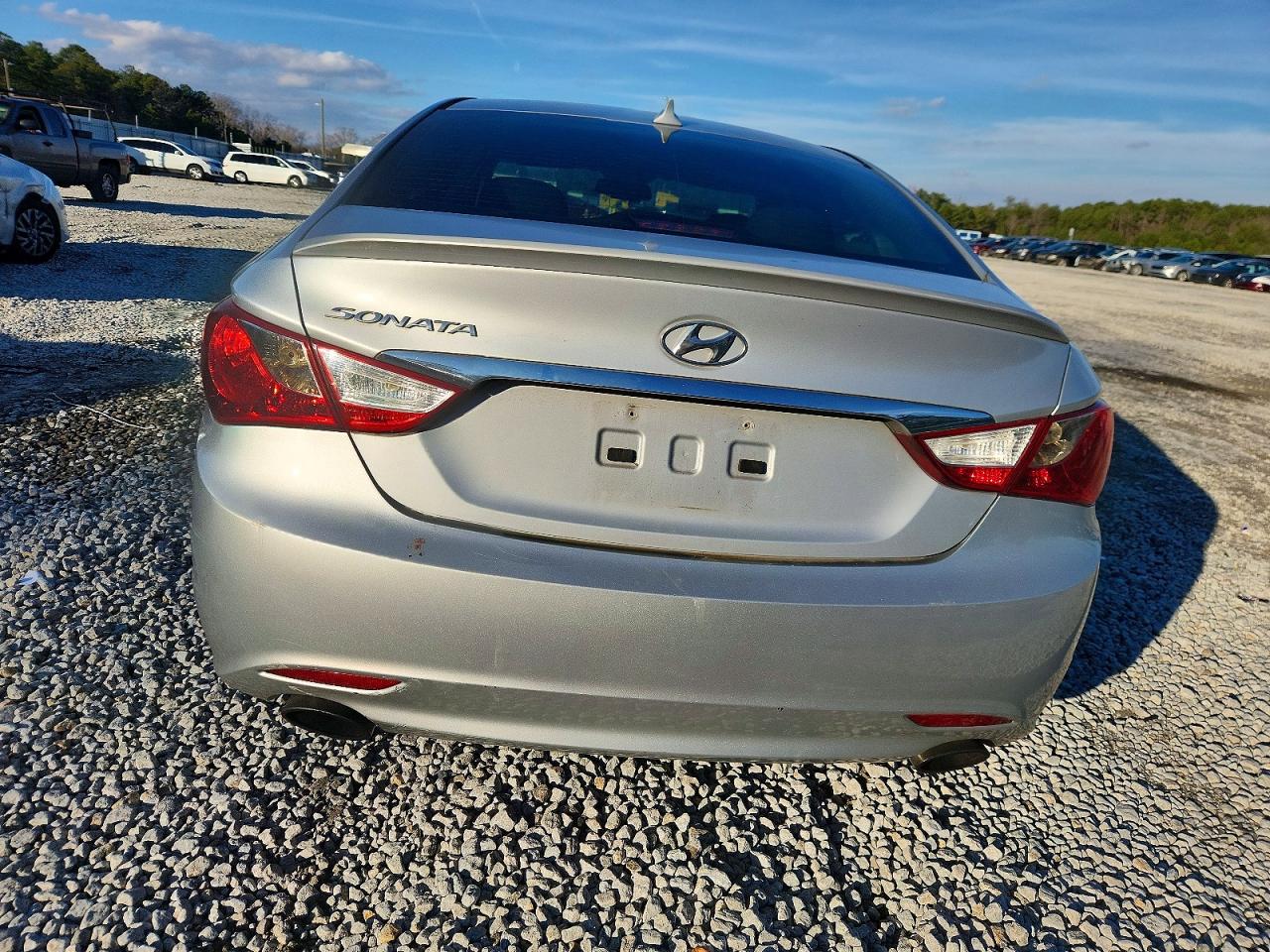 2012 HYUNDAI SONATA SE photo 6