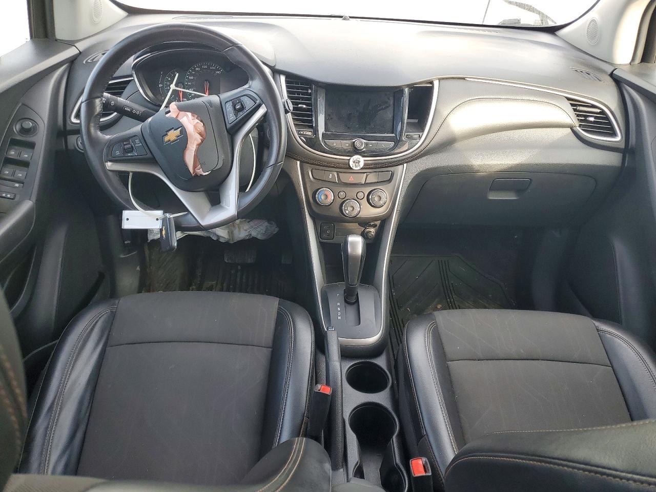 2020 CHEVROLET TRAX 1LT photo 8