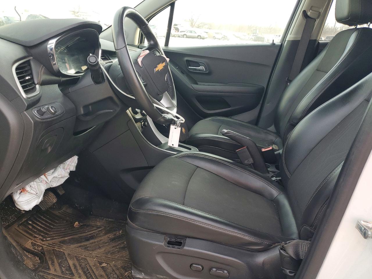 2020 CHEVROLET TRAX 1LT photo 7