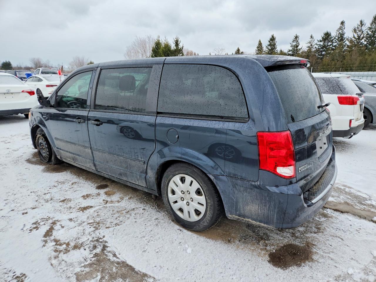 2013 DODGE GRAND CARAVAN SE photo 2