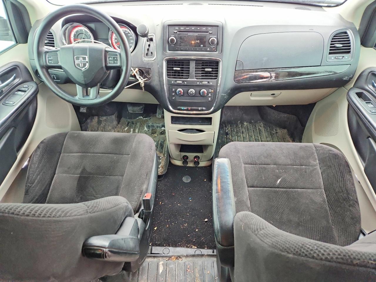 2013 DODGE GRAND CARAVAN SE photo 8