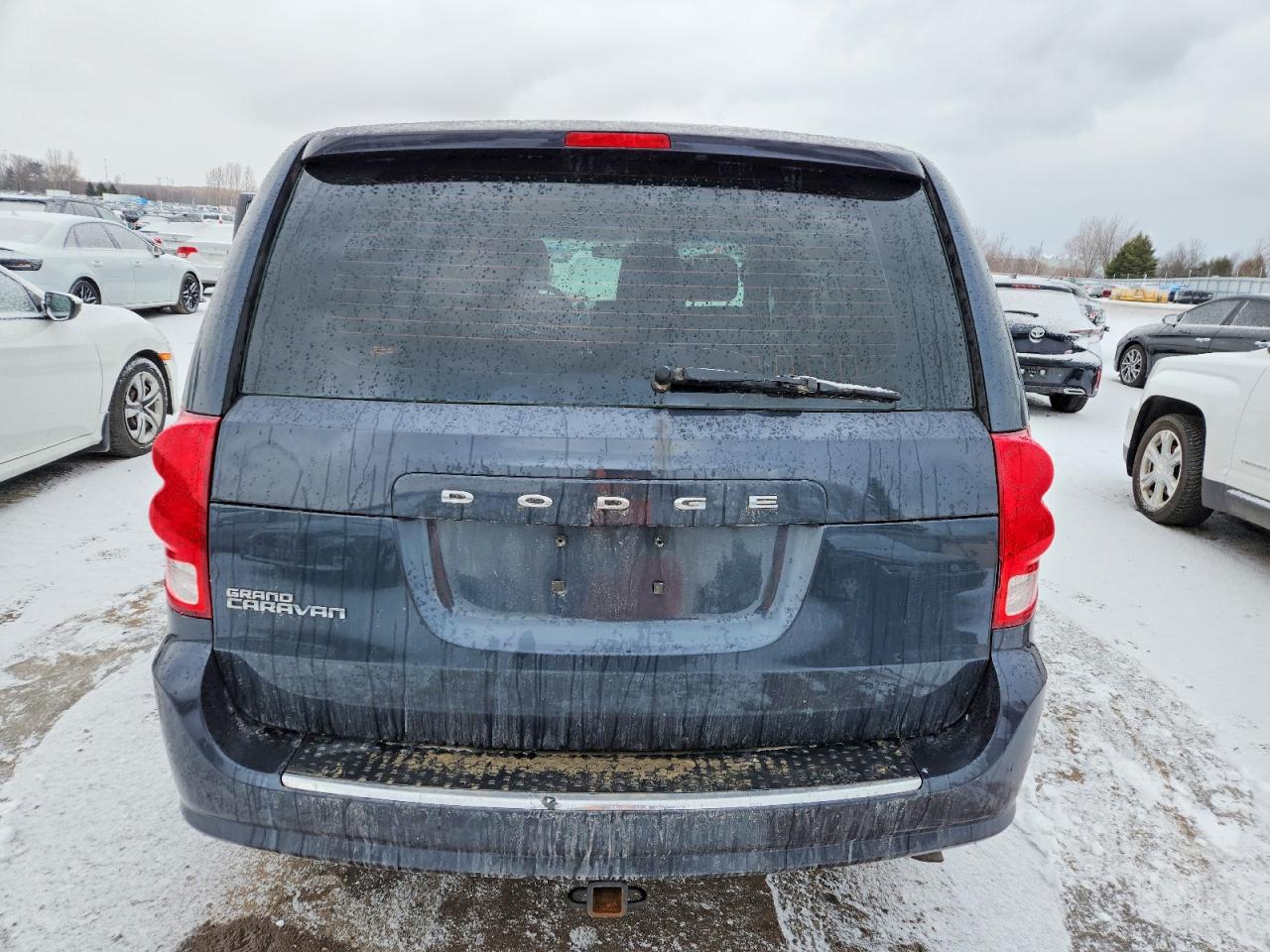2013 DODGE GRAND CARAVAN SE photo 6