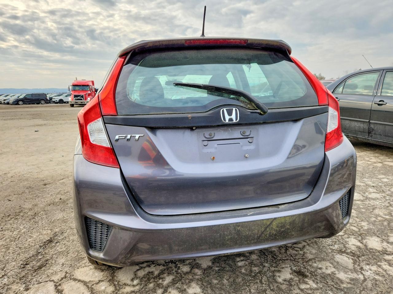 2015 HONDA FIT LX photo 6