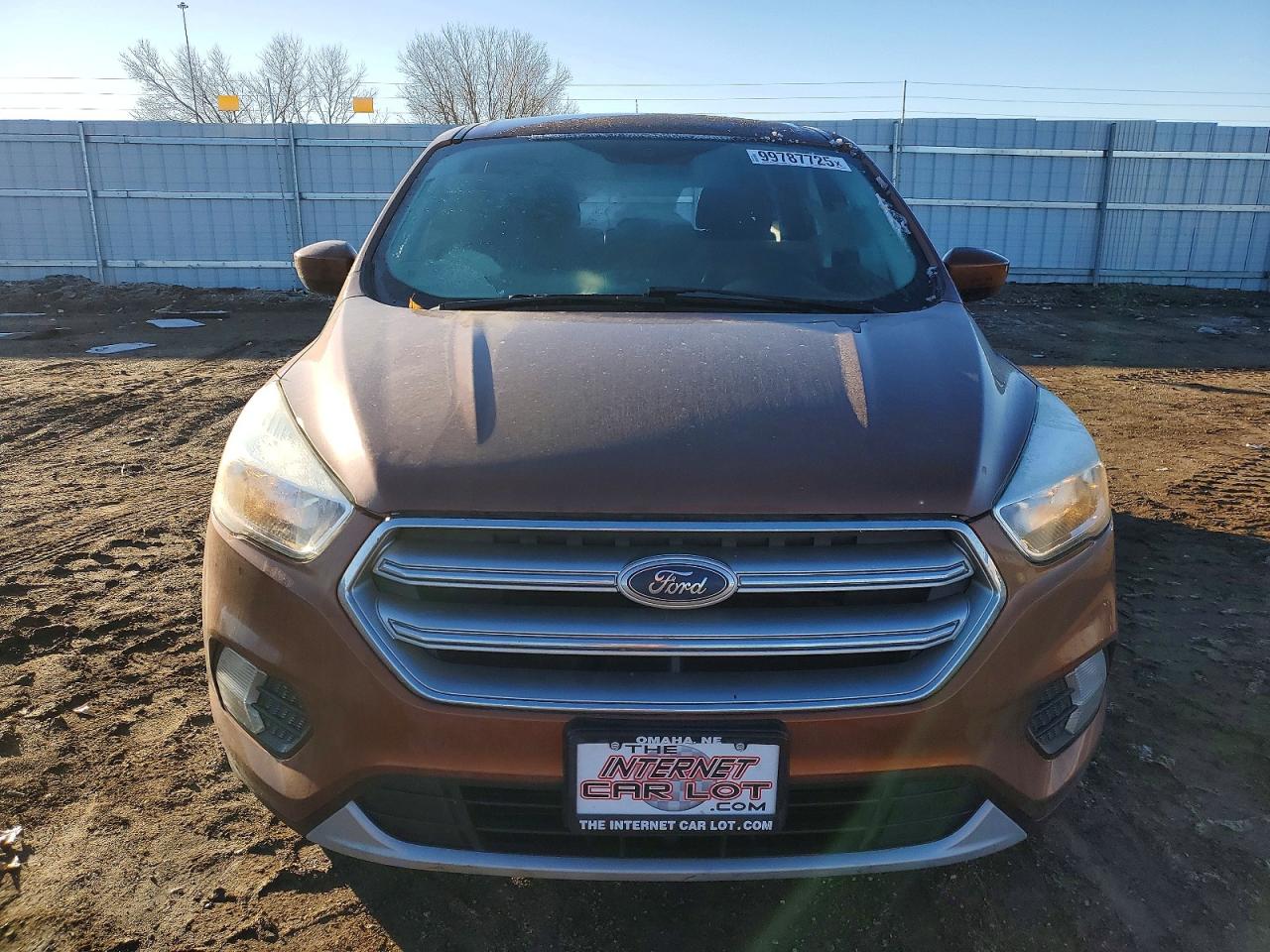 2017 FORD ESCAPE SE photo 9