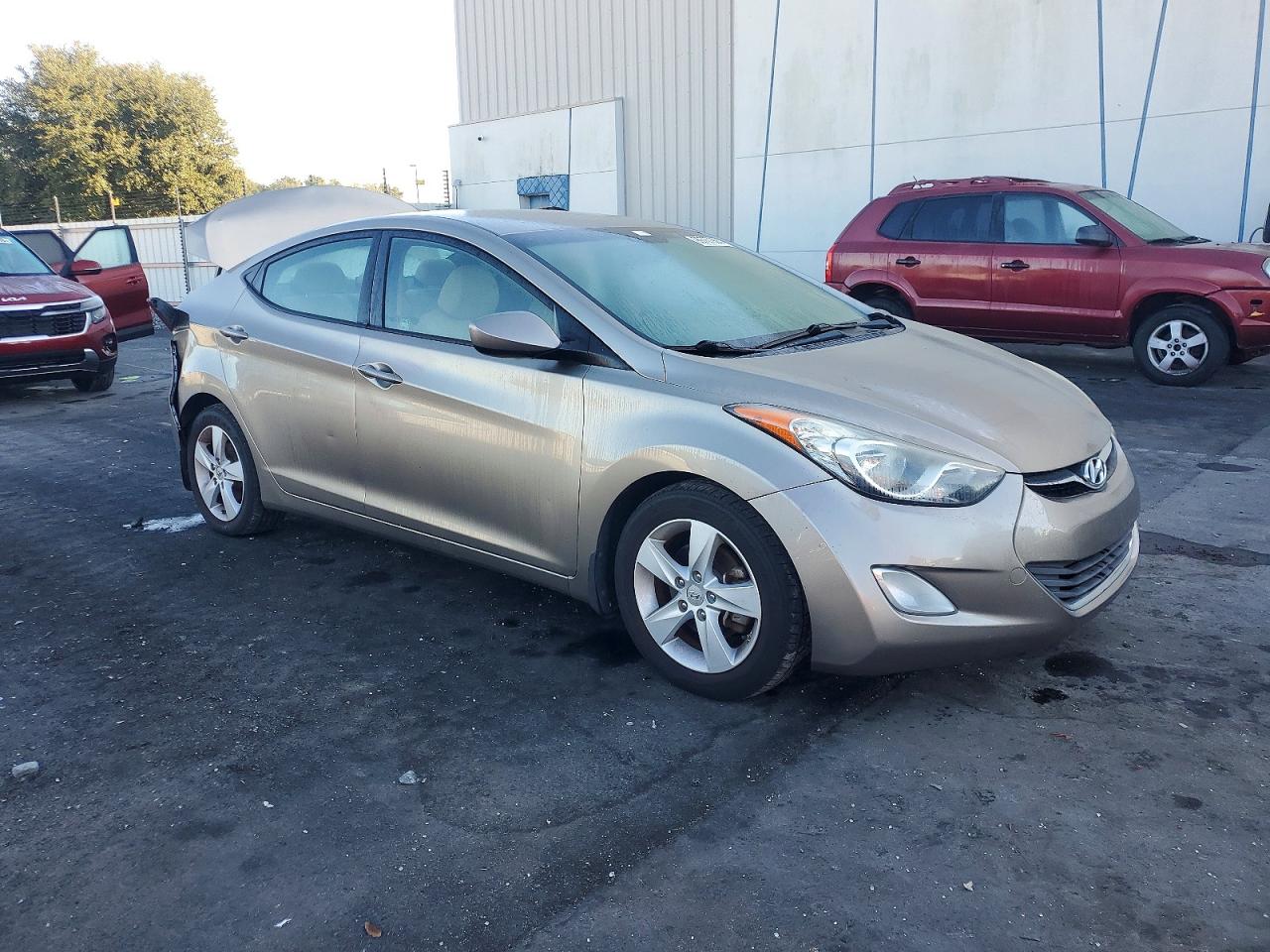 2013 HYUNDAI ELANTRA GLS photo 4