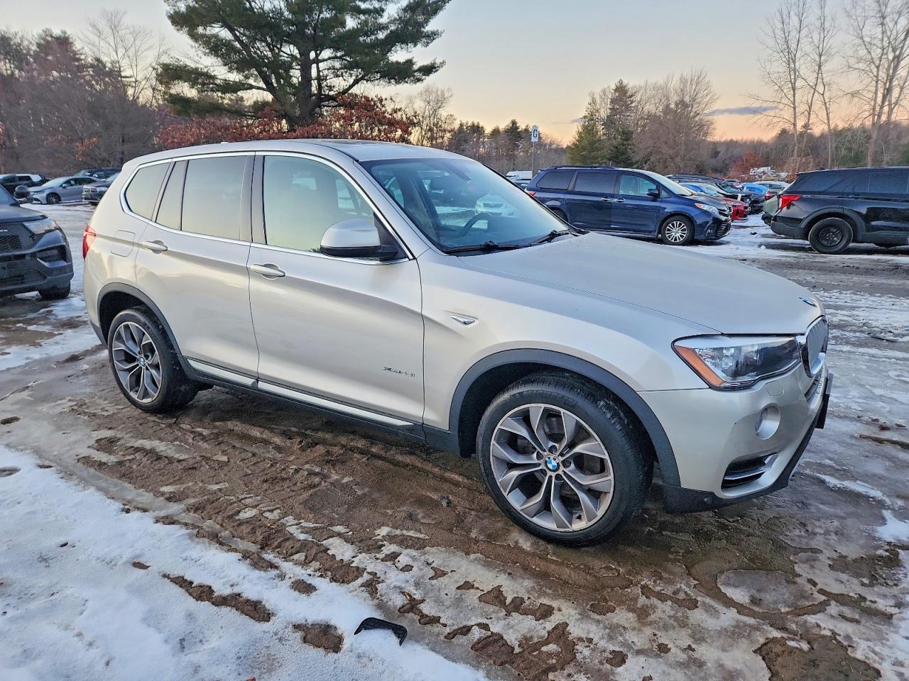 2015 BMW X3 XDRIVE28I photo 4