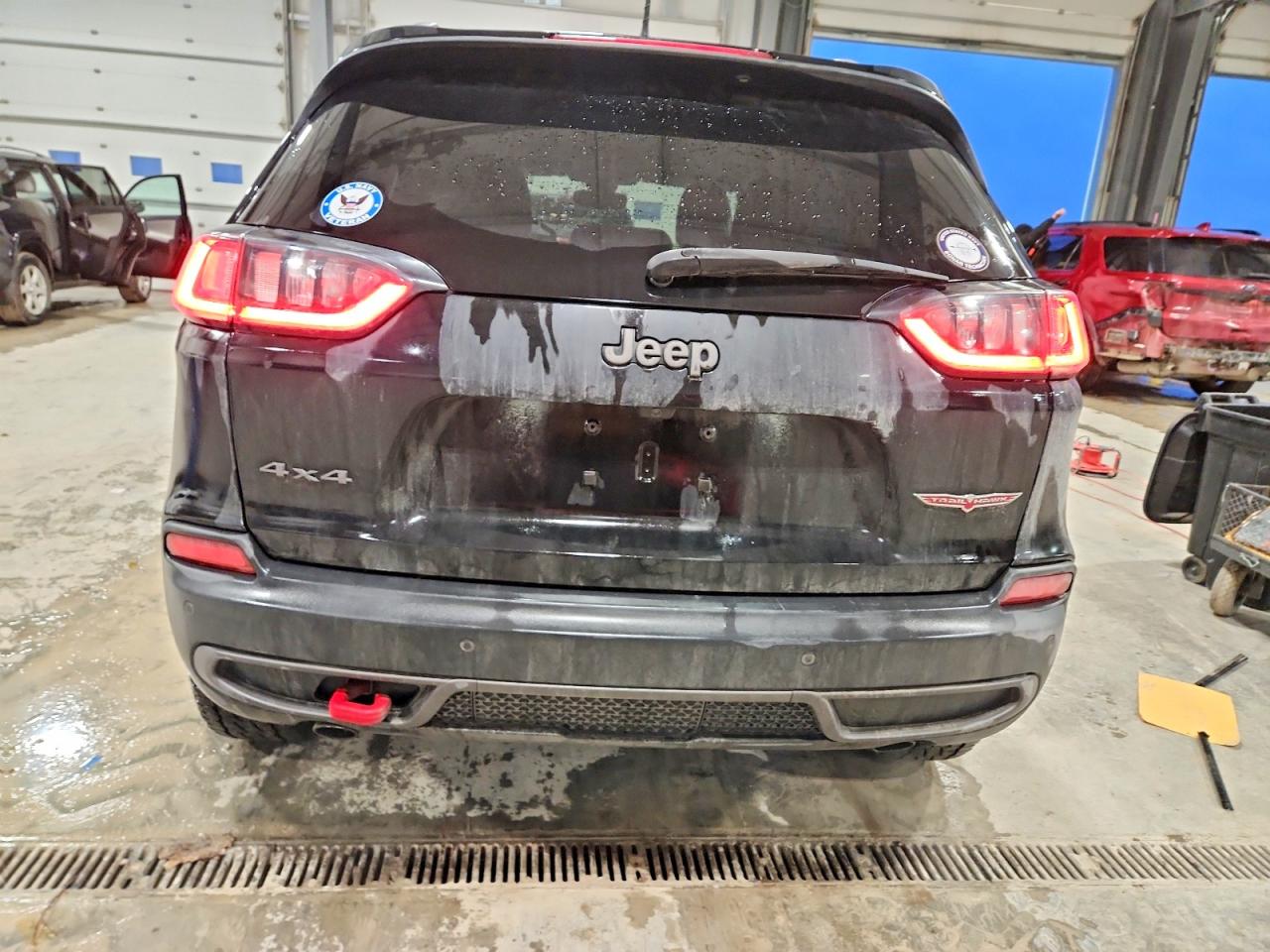 2019 JEEP CHEROKEE TRAILHAWK photo 6