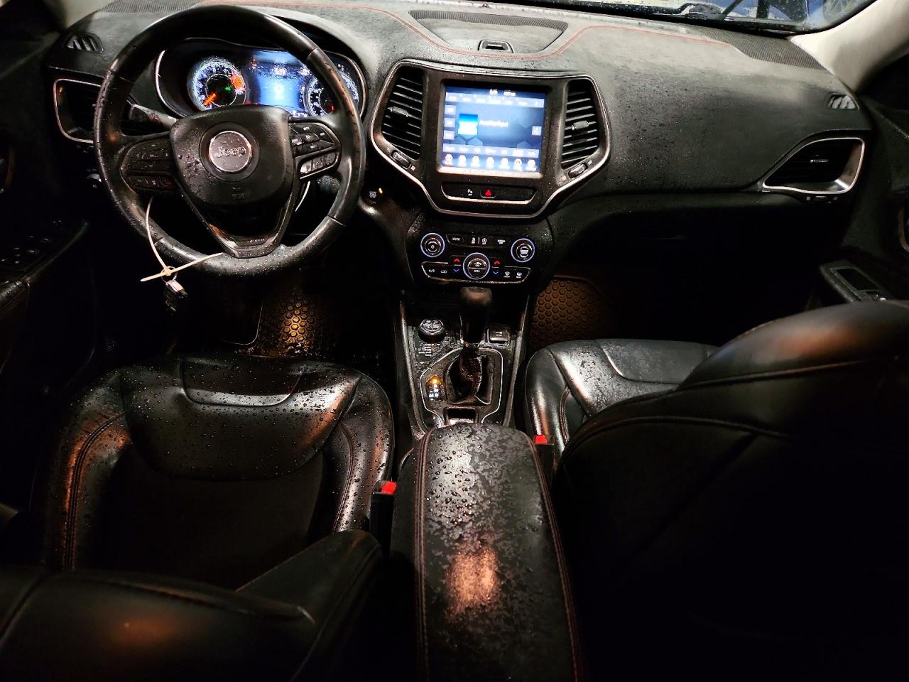 2019 JEEP CHEROKEE TRAILHAWK photo 8