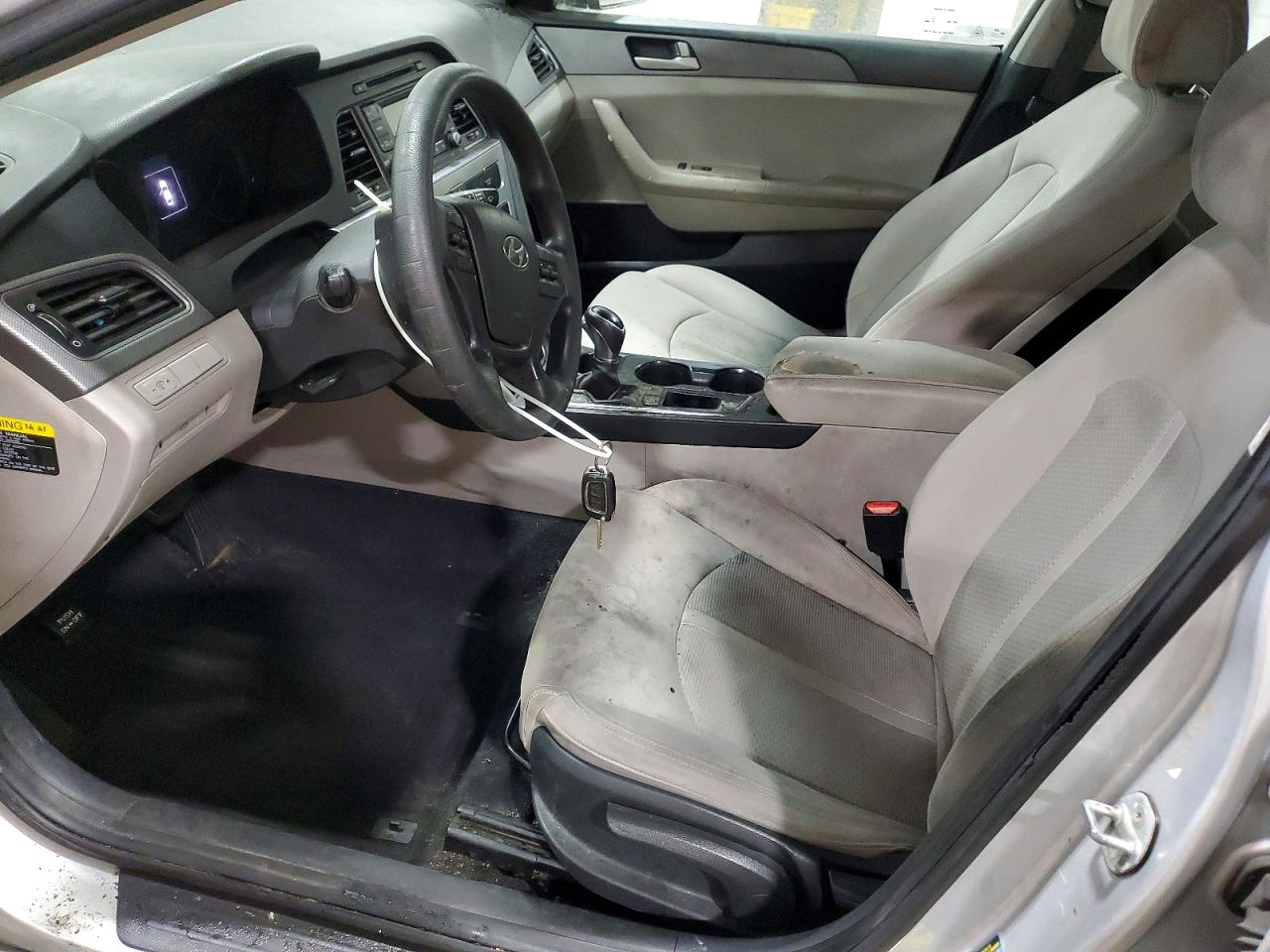 2017 HYUNDAI SONATA SE photo 7