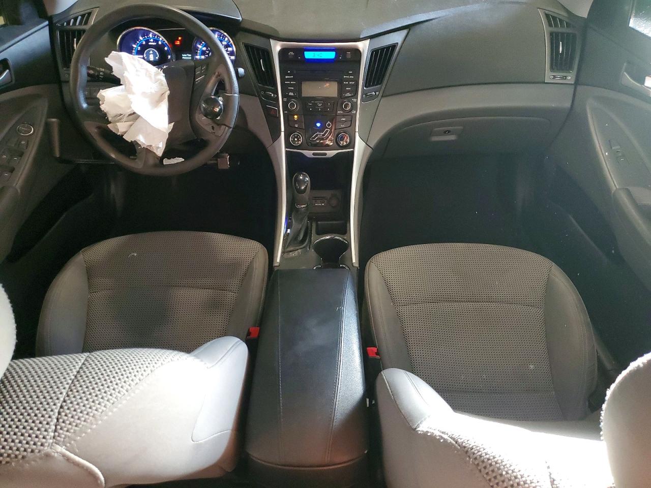 2012 HYUNDAI SONATA GLS photo 8
