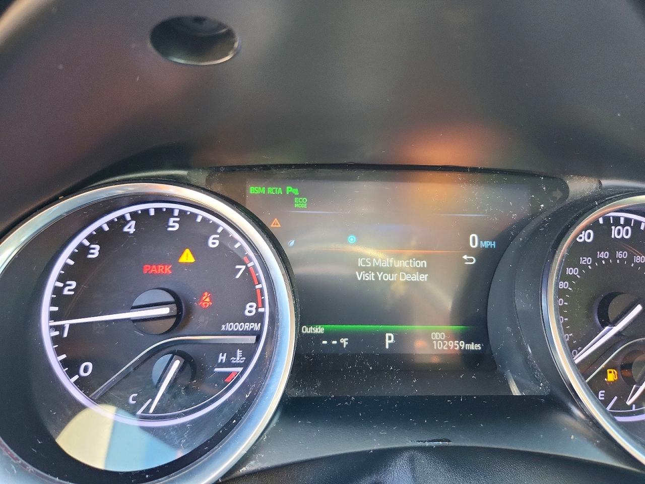 2018 TOYOTA CAMRY L photo 9