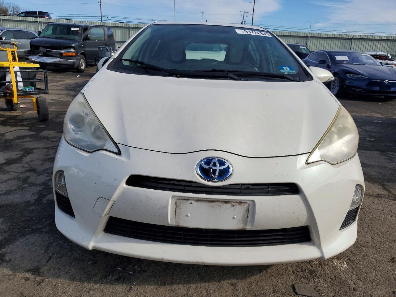 2012 TOYOTA PRIUS C photo 5