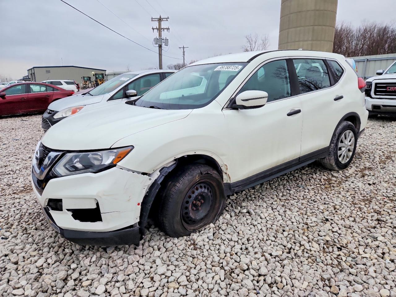 2017 NISSAN ROGUE