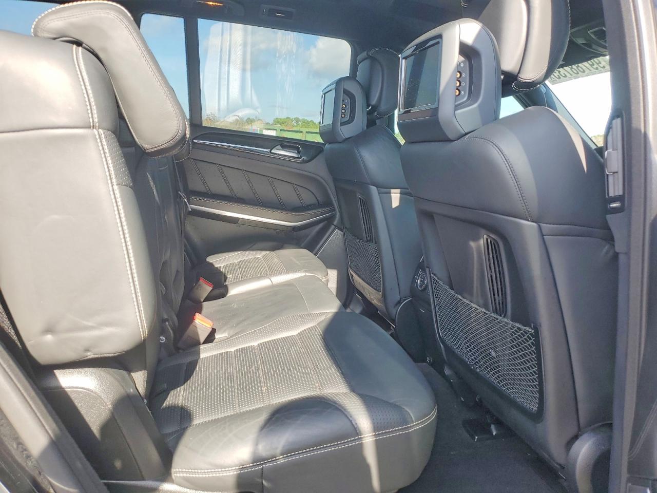2015 MERCEDES-BENZ GL 63 AMG photo 21