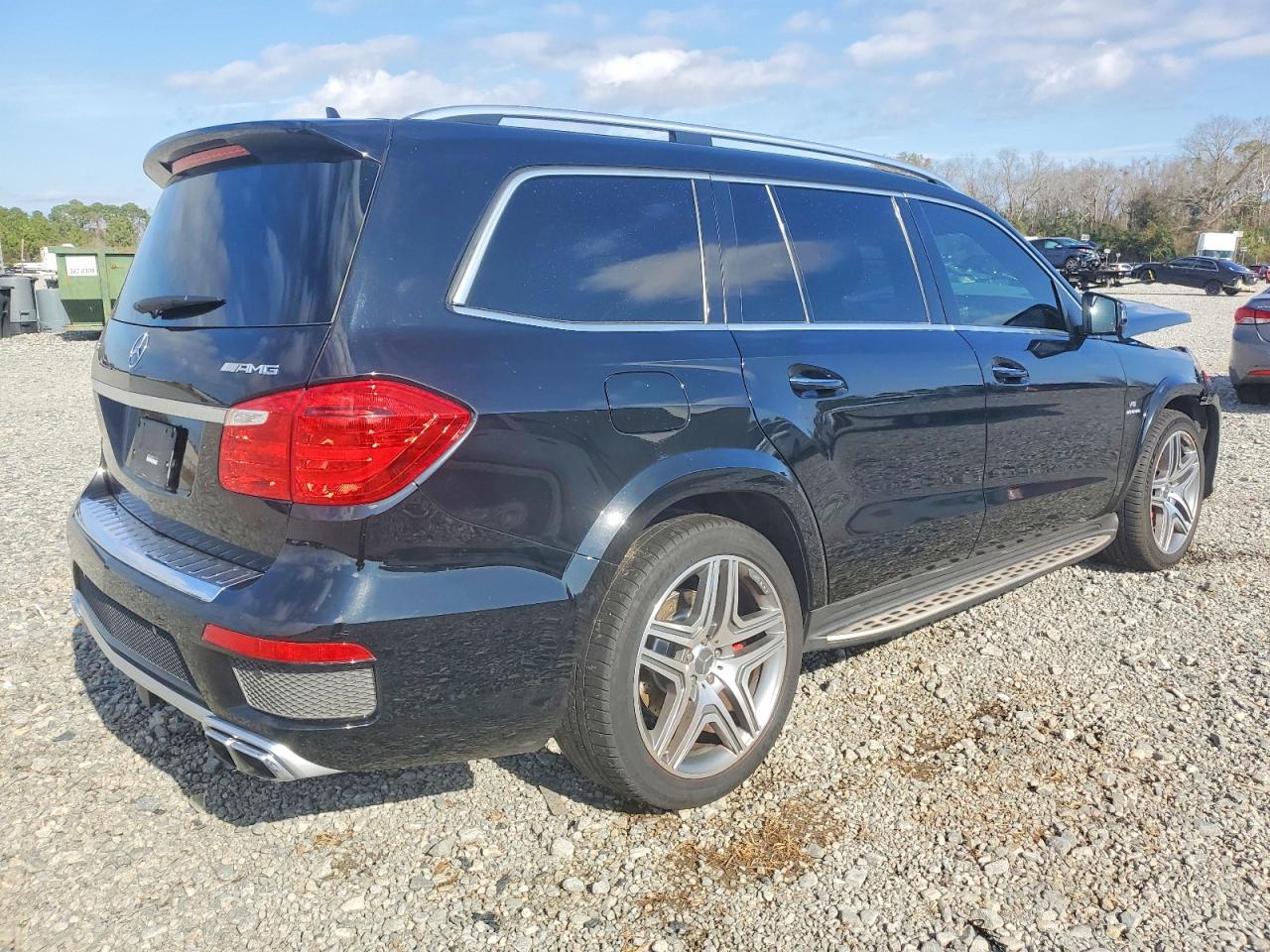 2015 MERCEDES-BENZ GL 63 AMG photo 5