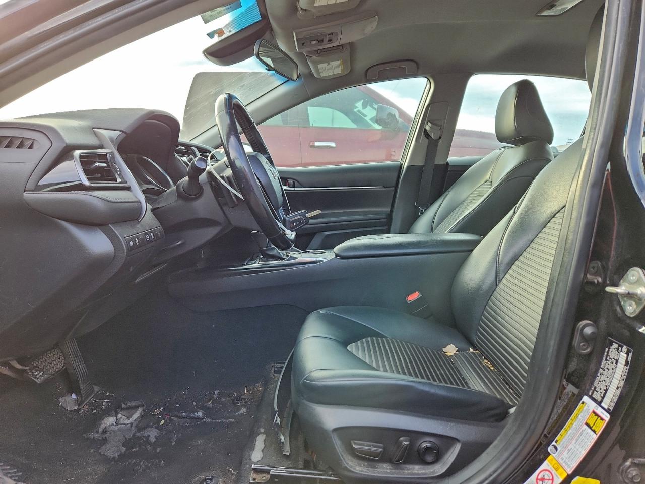2019 TOYOTA CAMRY L photo 7