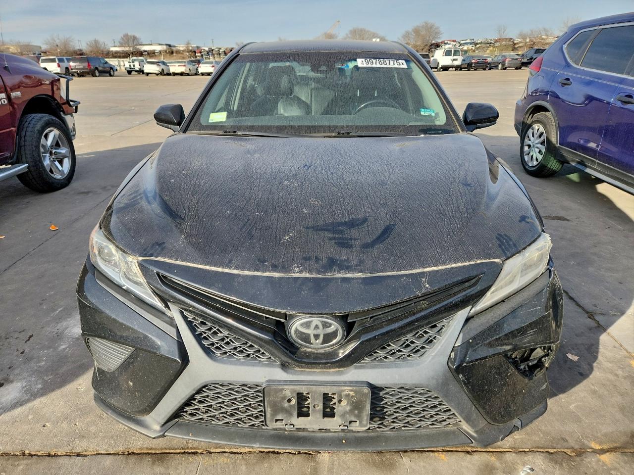 2019 TOYOTA CAMRY L photo 5