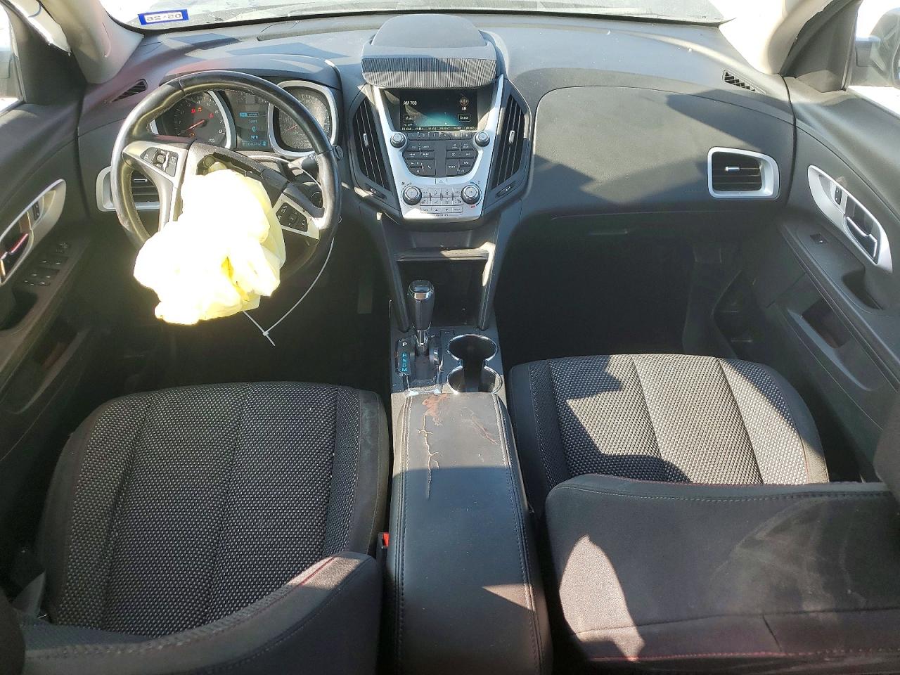 2017 CHEVROLET EQUINOX LT photo 8