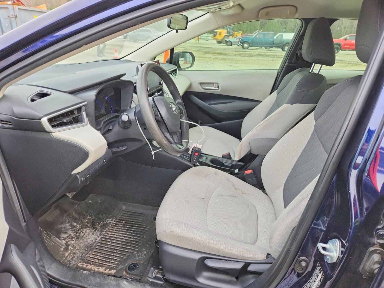 2020 TOYOTA COROLLA LE photo 7