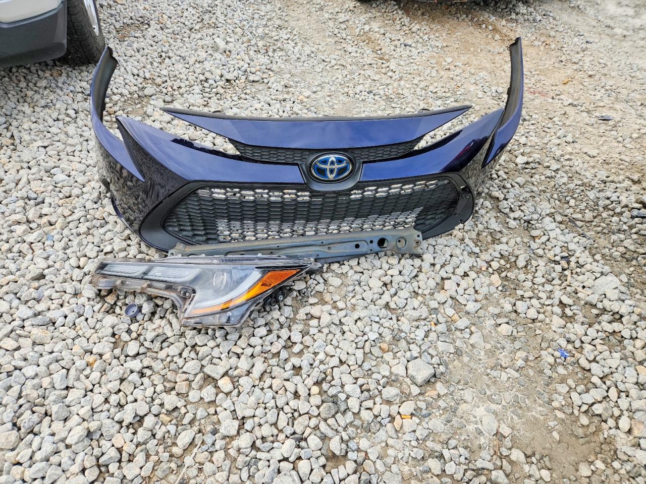 2020 TOYOTA COROLLA LE photo 12