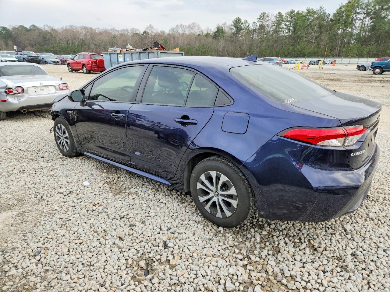 2020 TOYOTA COROLLA LE photo 2