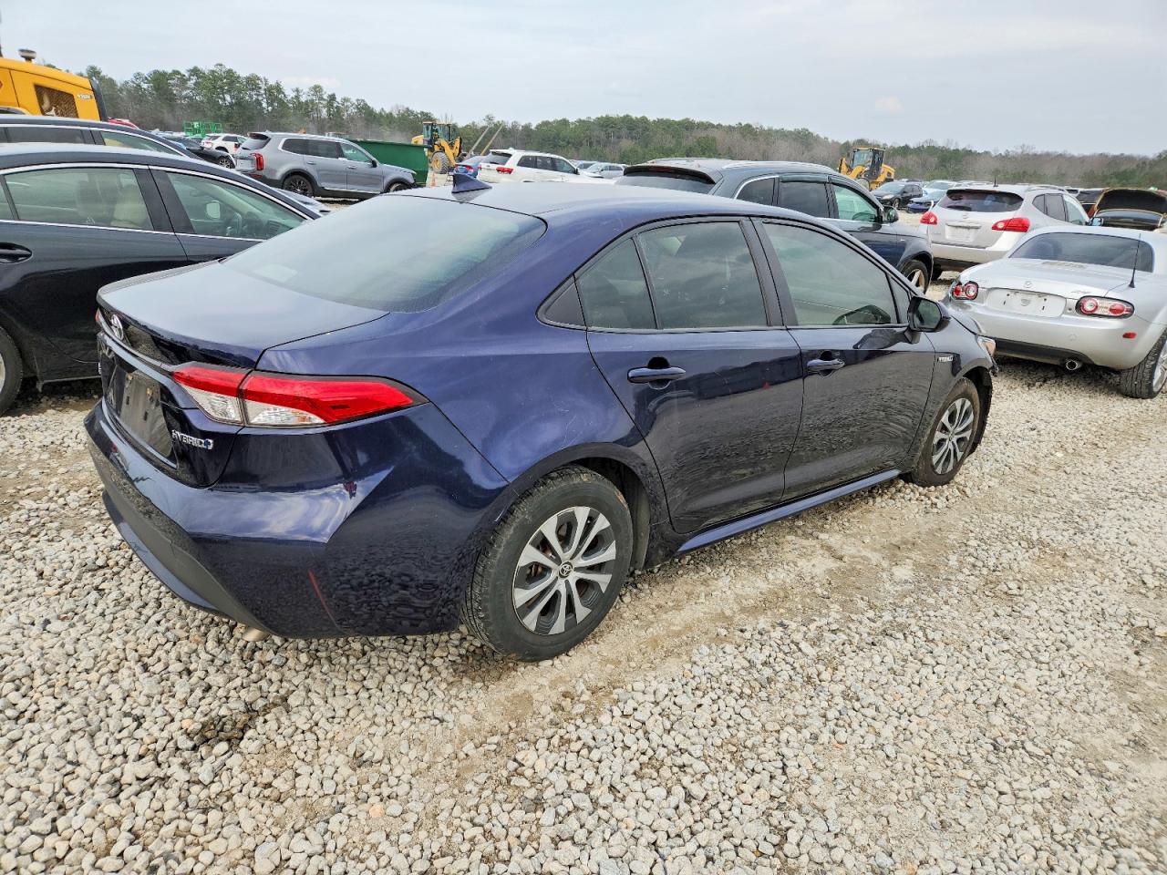 2020 TOYOTA COROLLA LE photo 3