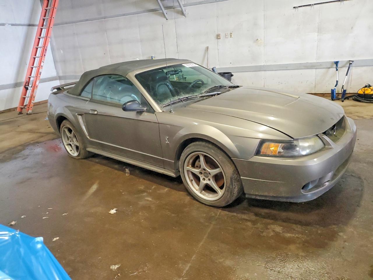 2001 FORD MUSTANG COBRA SVT photo 4