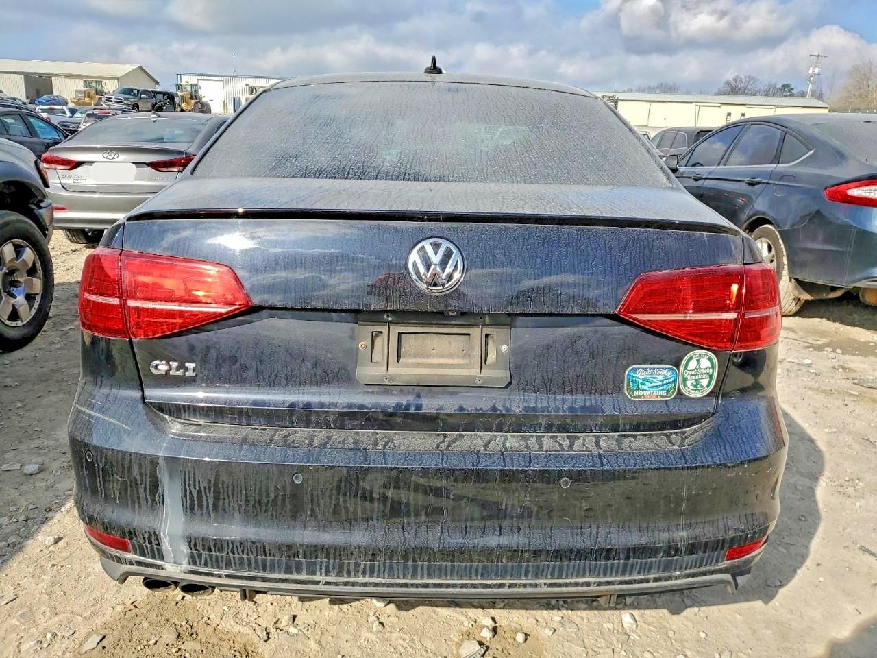 2016 VOLKSWAGEN JETTA GLI photo 6