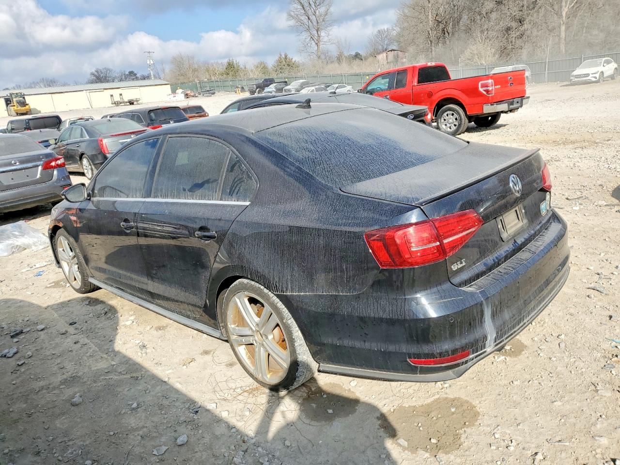 2016 VOLKSWAGEN JETTA GLI photo 2