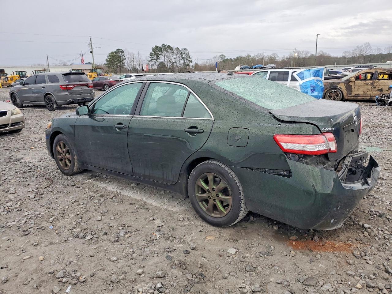 2010 TOYOTA CAMRY BASE photo 2